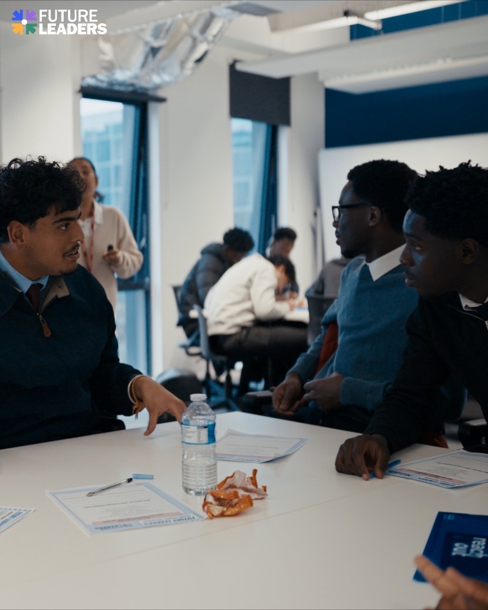 Future_LeadersP's tweet image. Our Telford session focused on strong personal statements, helping students reflect on their achievements and start writing with confidence. Thank you to @HarperAdamsUni and Professor Ken Sloan for supporting this work.

#FutureLeadersUK #Telford #HigherEducation