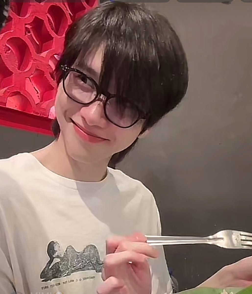 ೀ ̶C̶ʰ tweet media