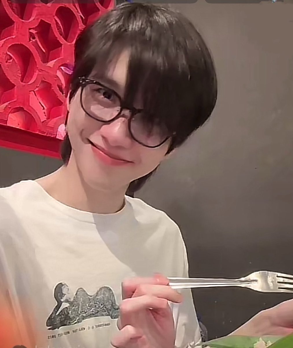 ೀ ̶C̶ʰ tweet media