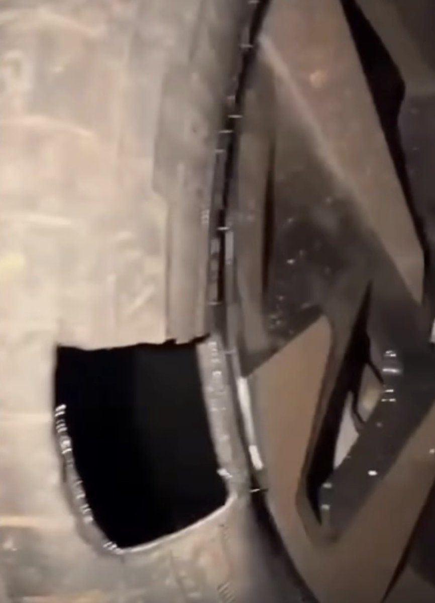 O papo que rola na internet é que eu cortei o pneu do meu carro… SERÁAAA? 🔪🔪😂😂