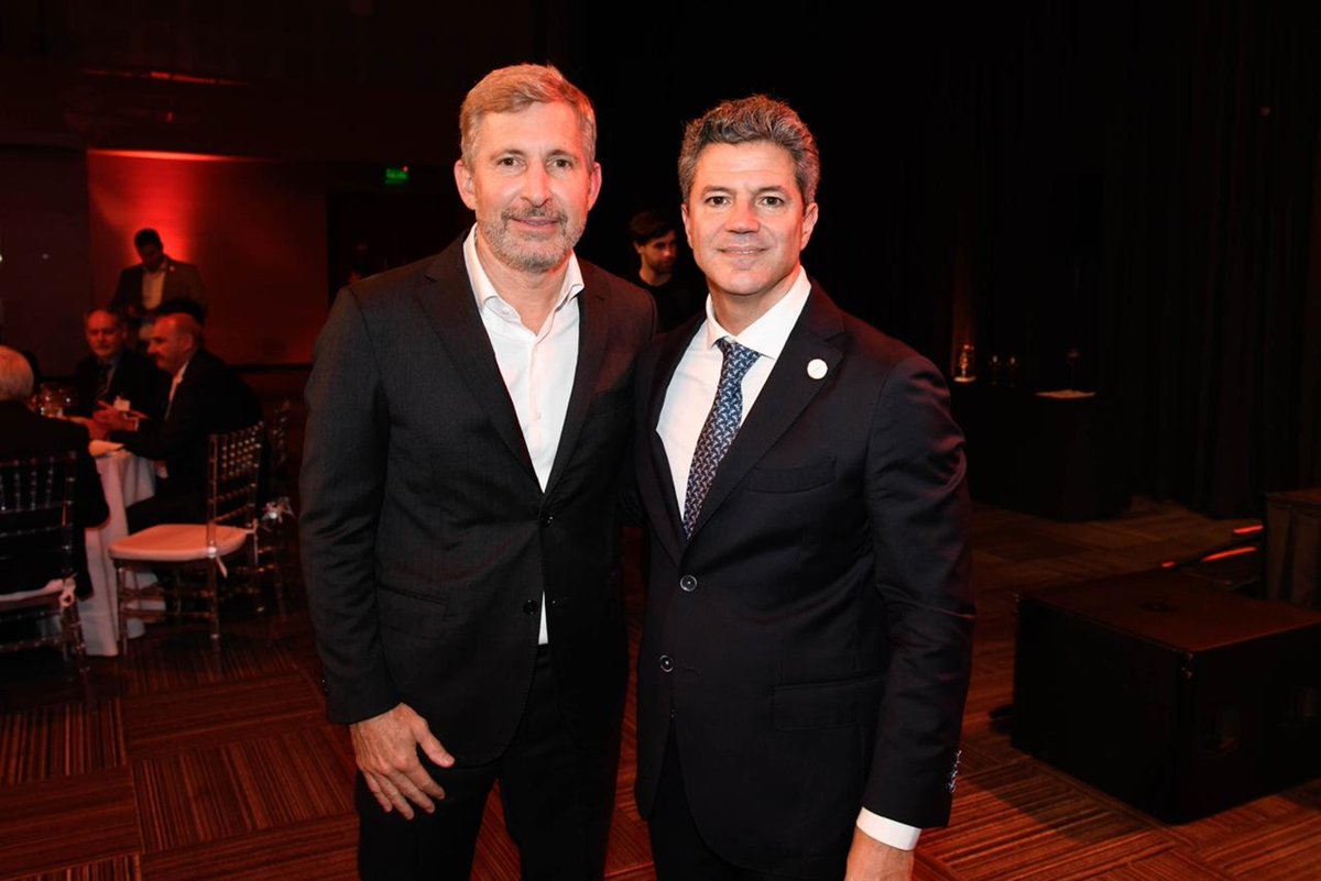 El gobernador <a href="/frigeriorogelio/">Rogelio Frigerio</a>  estuvo en el encuentro anual del #Cippec en Buenos Aires. 
fmdelestechajari.com.ar/frigerio-encue…