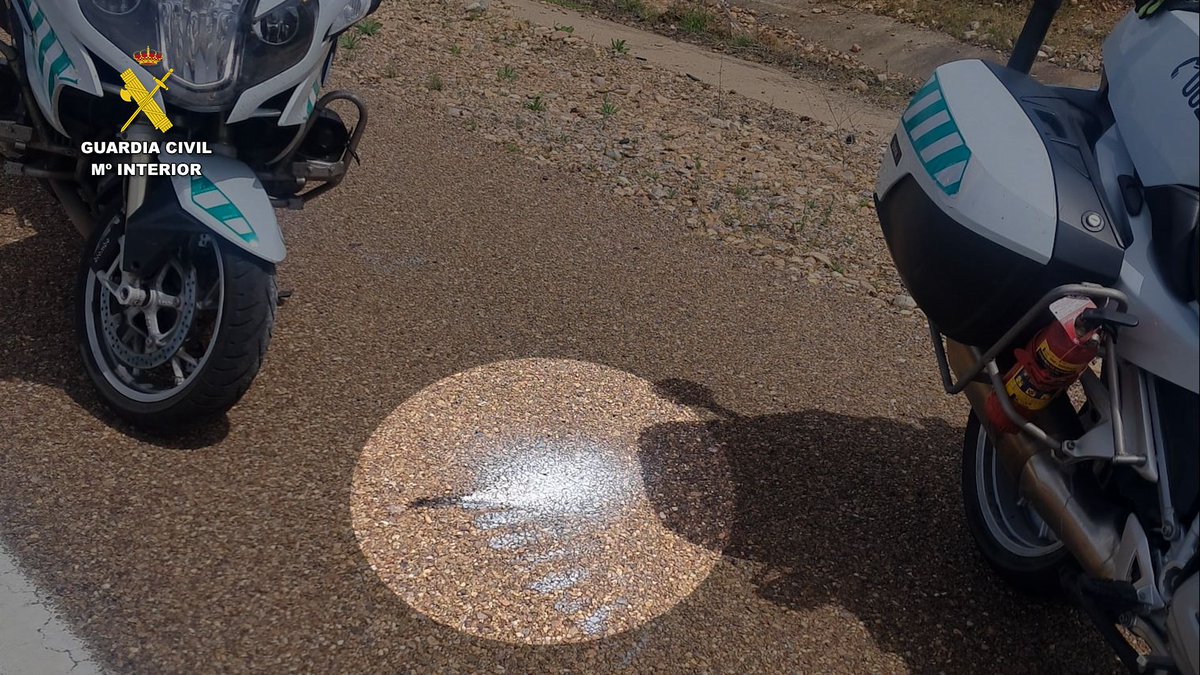 Guardia Civil tweet media