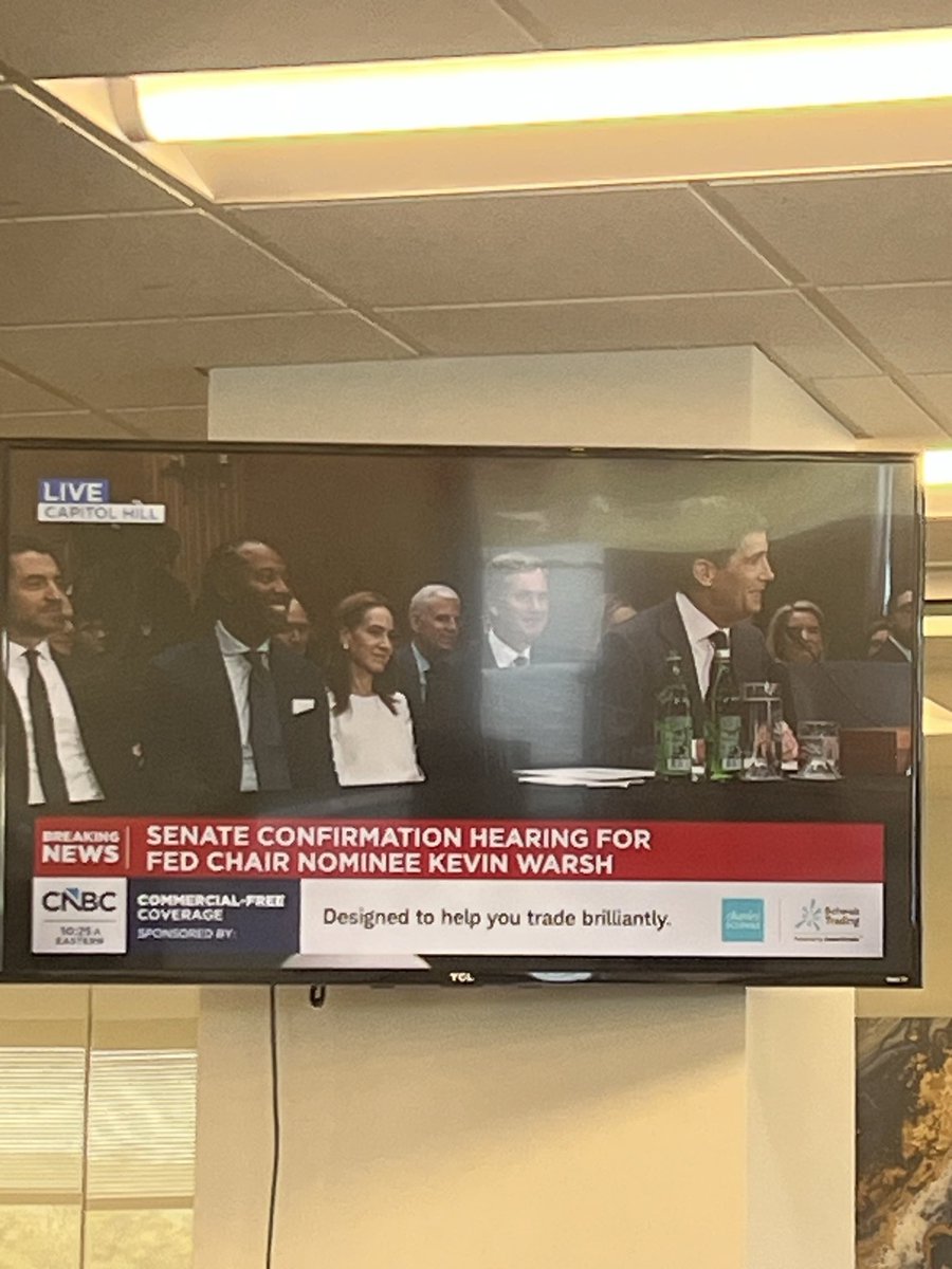 iamlates's tweet photo. Strategic Larry Fitzgerald placement. I trust this guy already https://t.co/C24CdopIoW