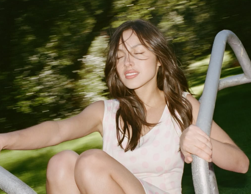 SpotifyLivies tweet media