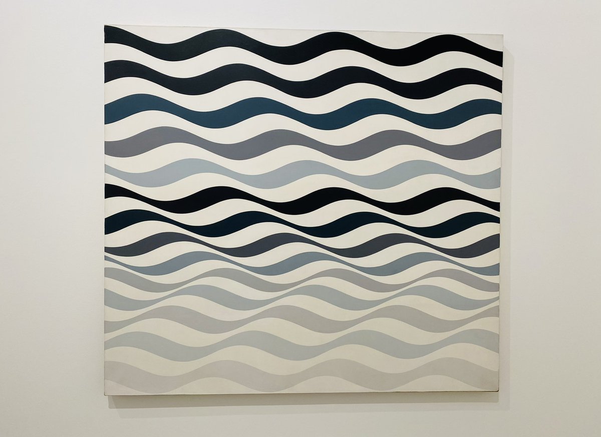 sujculture's tweet image. But lo, a stir is in the air/The wave—there is a movement there/As if the towers had thrust aside/In slightly sinking, the dull tide—/As if their tops had feebly given/A void within the filmy Heaven
🎨#BridgetRiley🇬🇧🎟️#TurnerContemporary🗺️#Margate🌊💻Revw theguardian.com/artanddesign/2…