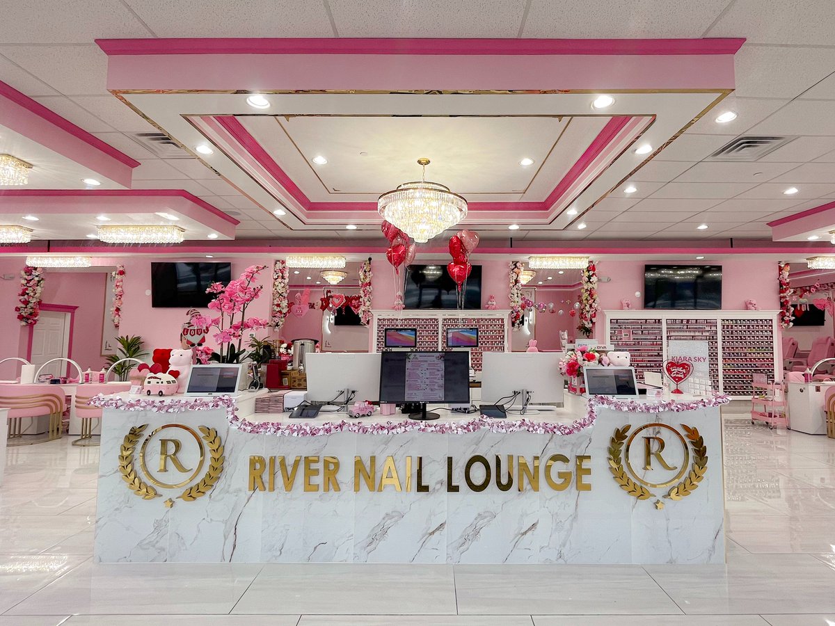 FidelisHouston's tweet photo. NOW OPEN in North Riverside, Illinois — River Nail Lounge @ North Riverside Park Collection

Freshly polished nails, flawless and ready daily. Stop by for your perfect mani-pedi and a little self-care worth making time for.

Polish over the details: https://t.co/WQLbeBWfP3

#NowOpen #GrandOpening #NorthRiversideParkCollection #CommercialRealEstate #ForLease #Illinois
