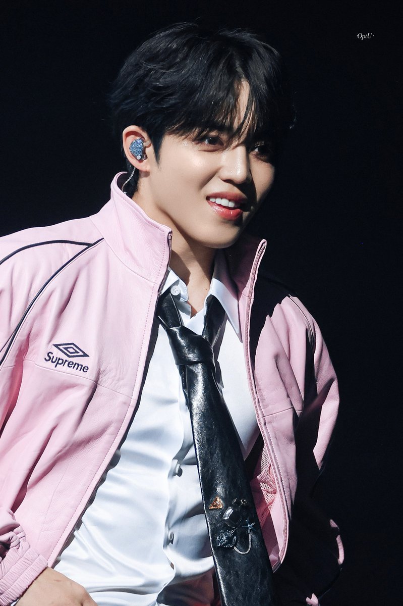 ·OptU·Scoups· tweet media