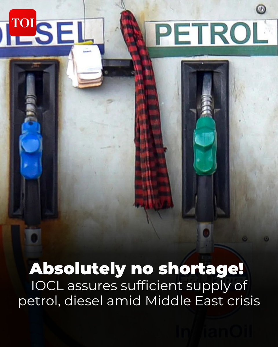 timesofindia's tweet image. #Indian Oil Corporation Limited (IOCL) assures stable petrol and diesel supplies despite #MiddleEast conflict, holding sufficient reserves for 12-16 days. While #LPG delivery timelines have stretched to six days due to increased bookings, domestic #refineries meet nearly 80% of