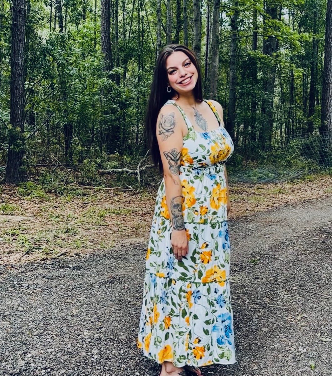 ChristyEbanks28's tweet image. It’s my great honor &amp;amp; distinct privilege to present the most beautiful woman, Sarah ♥️ @elonmusk @POTUS @FLOTUS @gwenshotwell_ #ElonMusk @SpaceX @Tesla, @Starlink @grok #Starship #StarshipFlight12 terefab.ai #JehovahElElyon12282009 @boringcompany #Optimus #CyberTruck