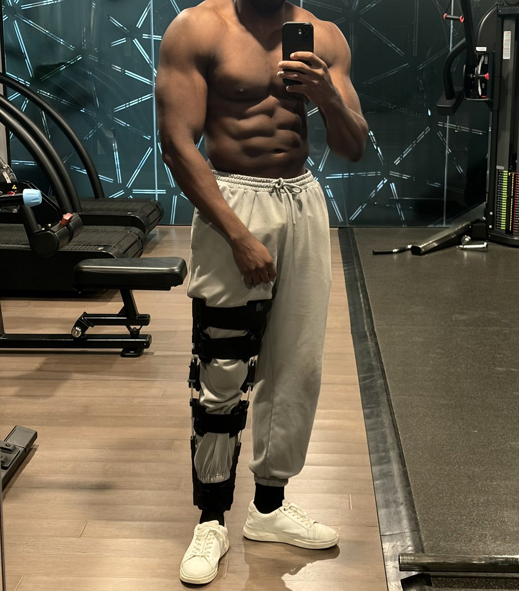 Buff Weeb tweet media