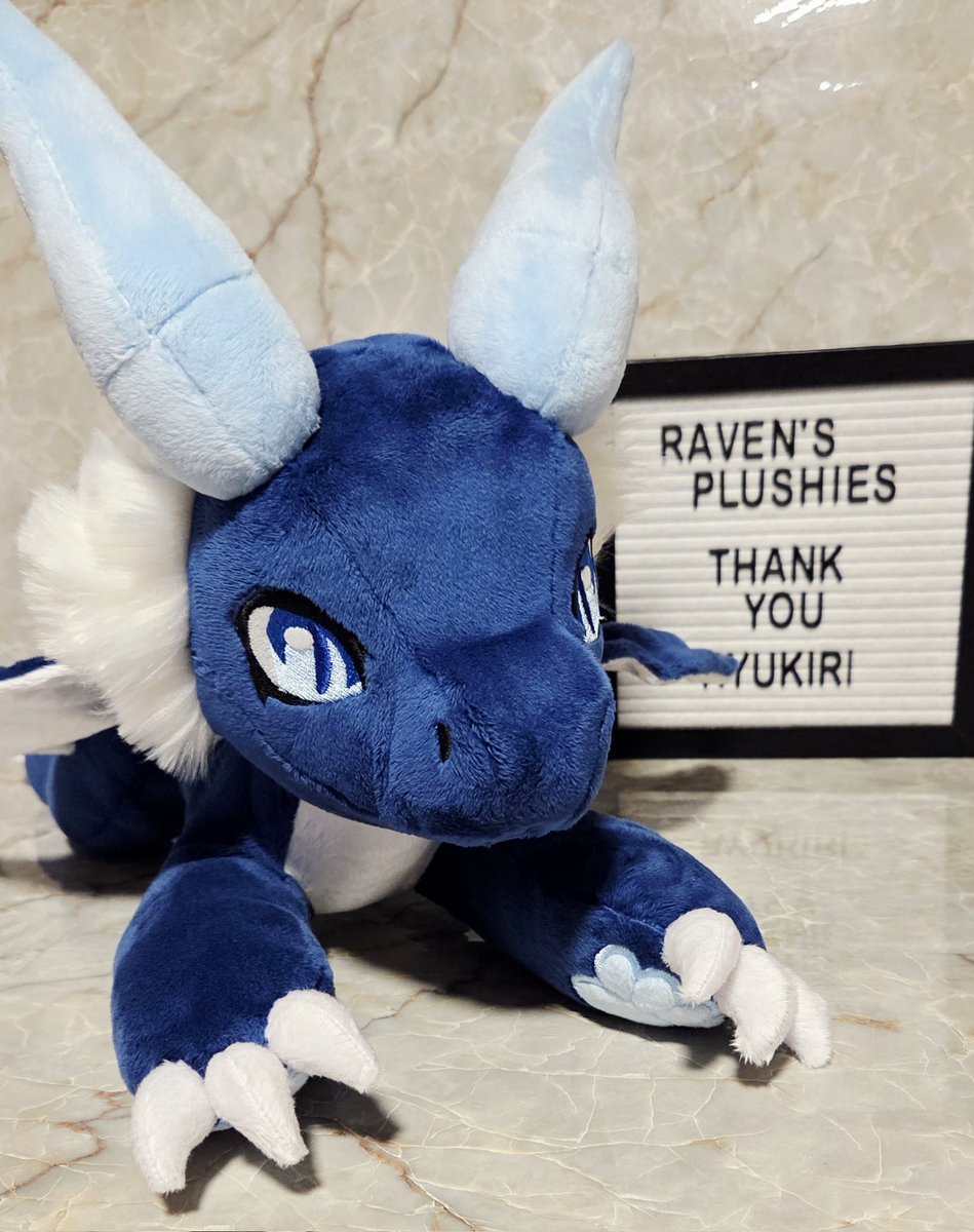 RavensPlushies's tweet image. Just finished this custom dragon plushie for @RyukiriDragon 
#dragon #dragonplush #custom #commission #plushie #stuffie #handmade