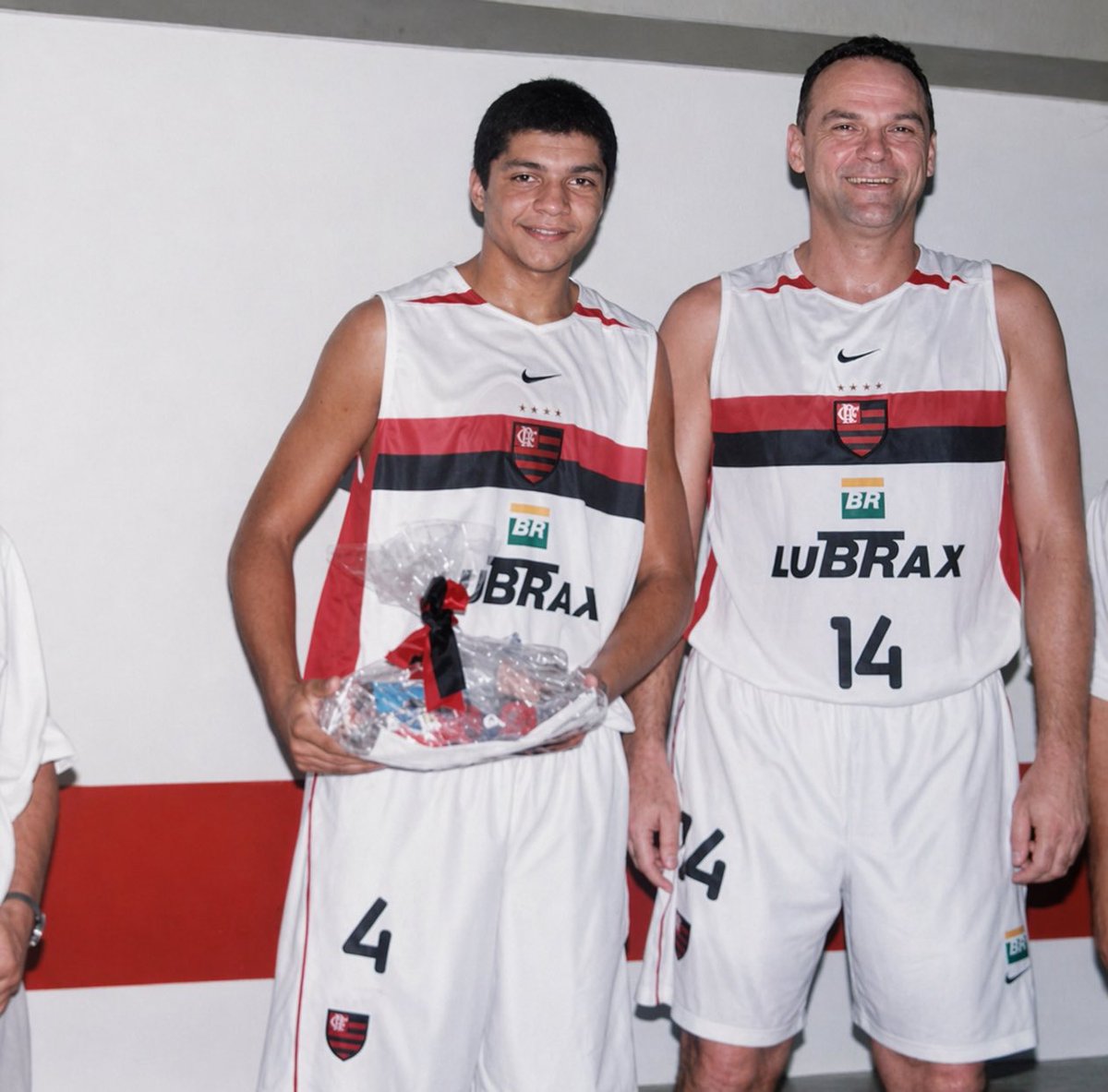 Olivinha16 tweet media