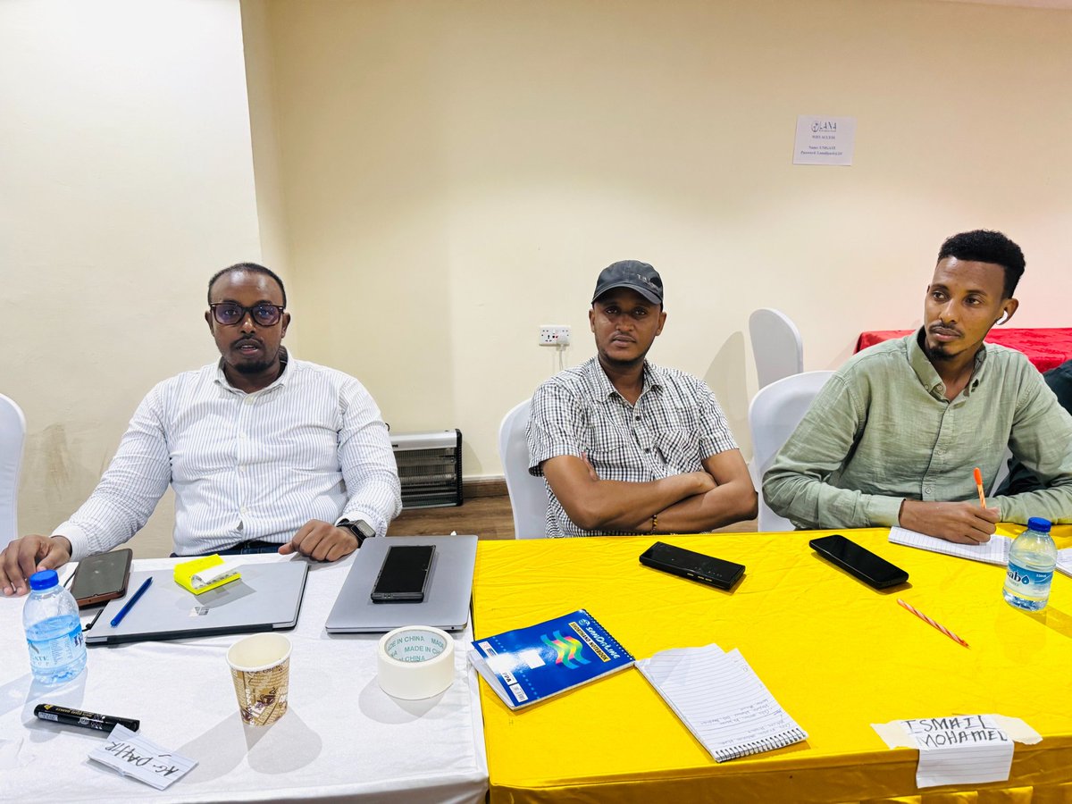 JSS_OAG's tweet photo. Jubbaland OAG officials joined counterparts from 3 other FMS in a joint workshop to strengthen audit capacity across IT audit, forensic audit, and institutional communications.

Held over 7 days, the training brought together officials from 4 FMSs. Funded by the @EU_in_Somalia. https://t.co/bPh4j7JkmP