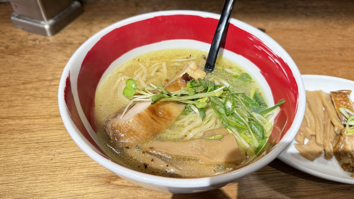 オゴポコ｜福岡超ラーメンナビ→全国遠征。 tweet media