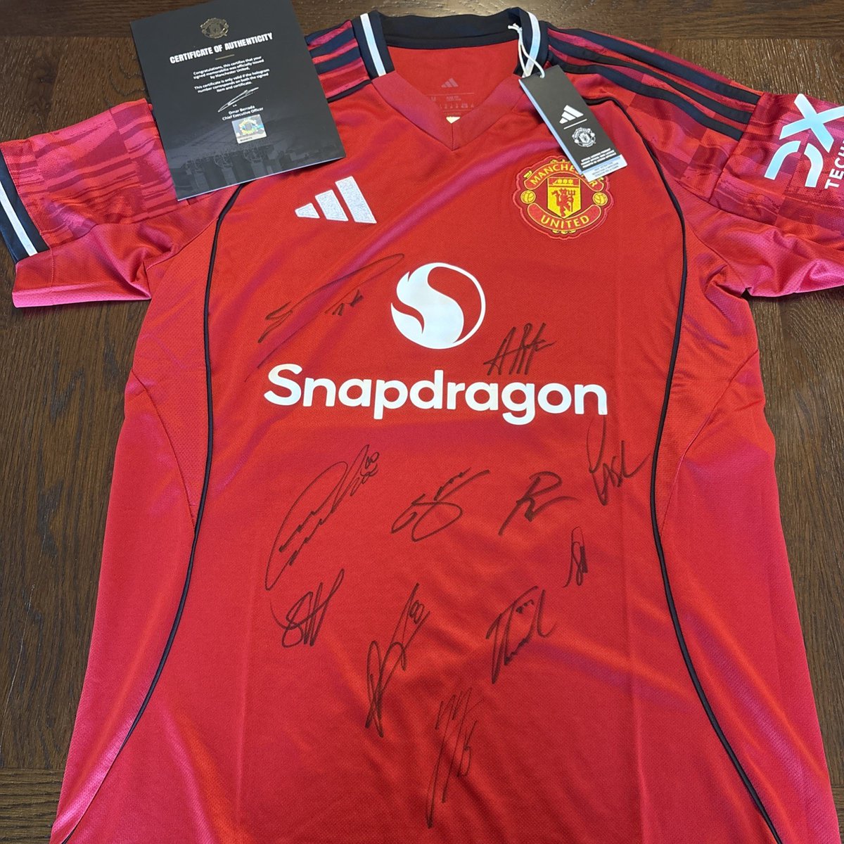 Man Utd Mementos tweet media