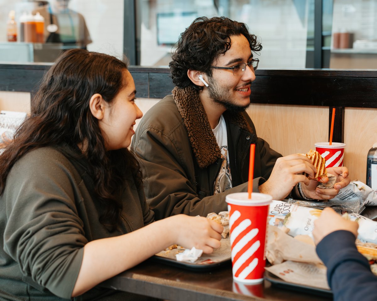 Hottable's tweet photo. The only thing better than a panini for lunch is having a couple of good friends join you at the Table.

#HotTable #LunchTogether #PaniniBreak https://t.co/PGZzvmDQUF