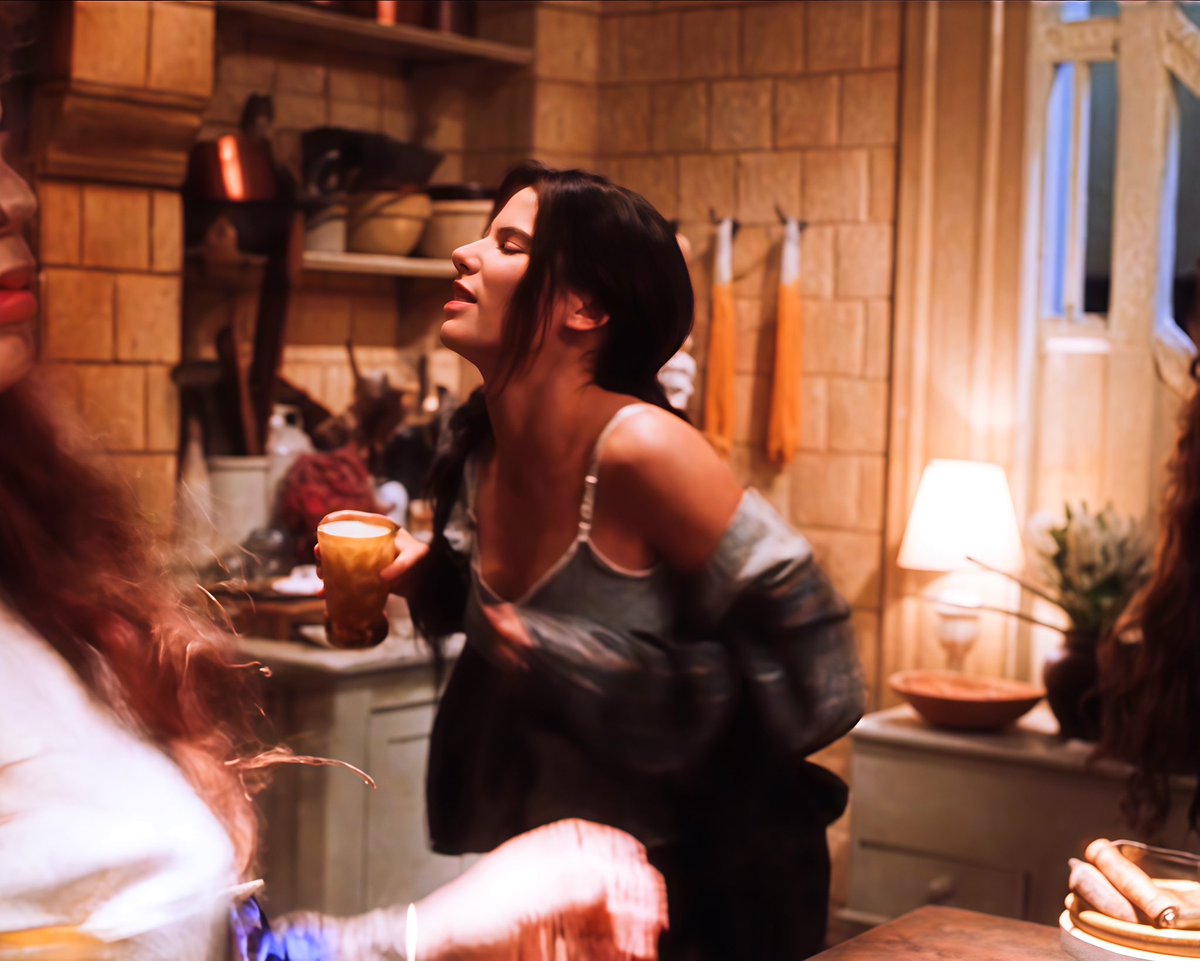 Sandra Bullock Archives tweet media