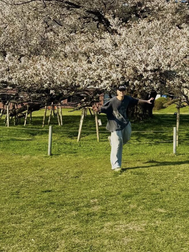 ㅋㅋㅋㅋ 애교둥이 캬웅카웅 포즈