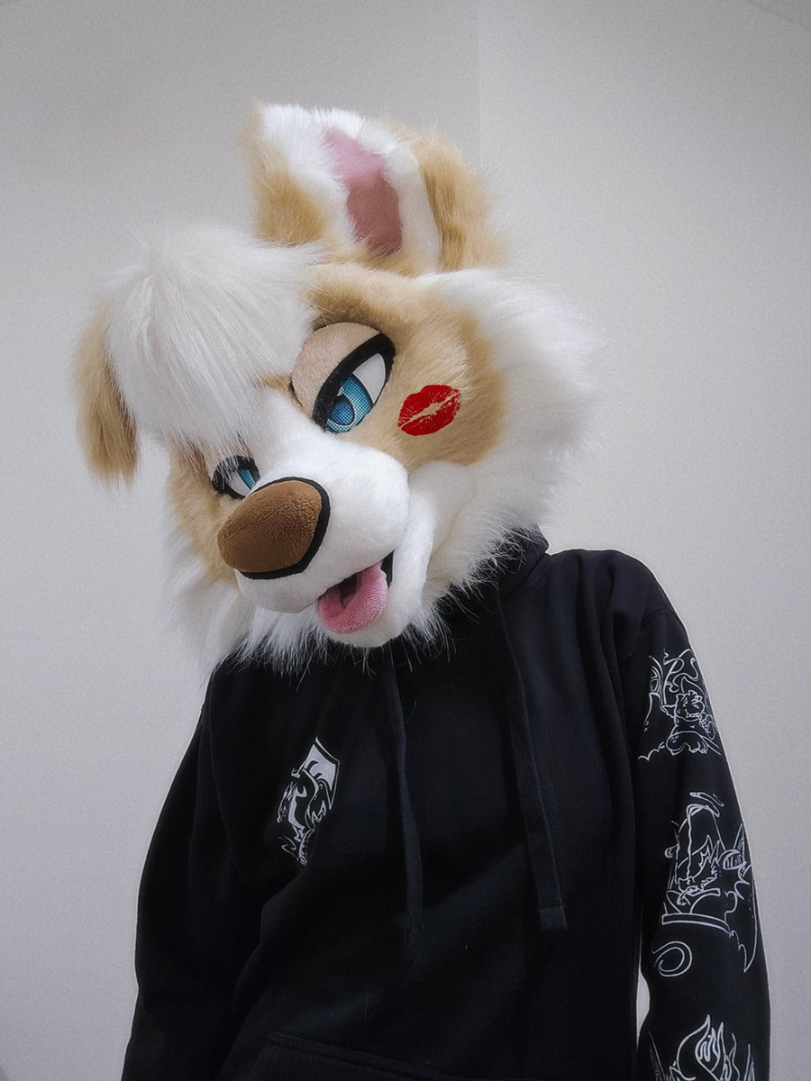 b e c k ⛅️ tweet media