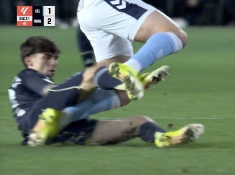 YoungBuffett tweet media