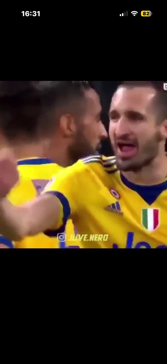 YoungBuffett tweet media