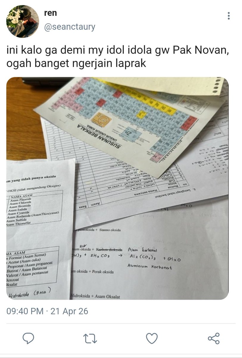 lunaisy tweet media