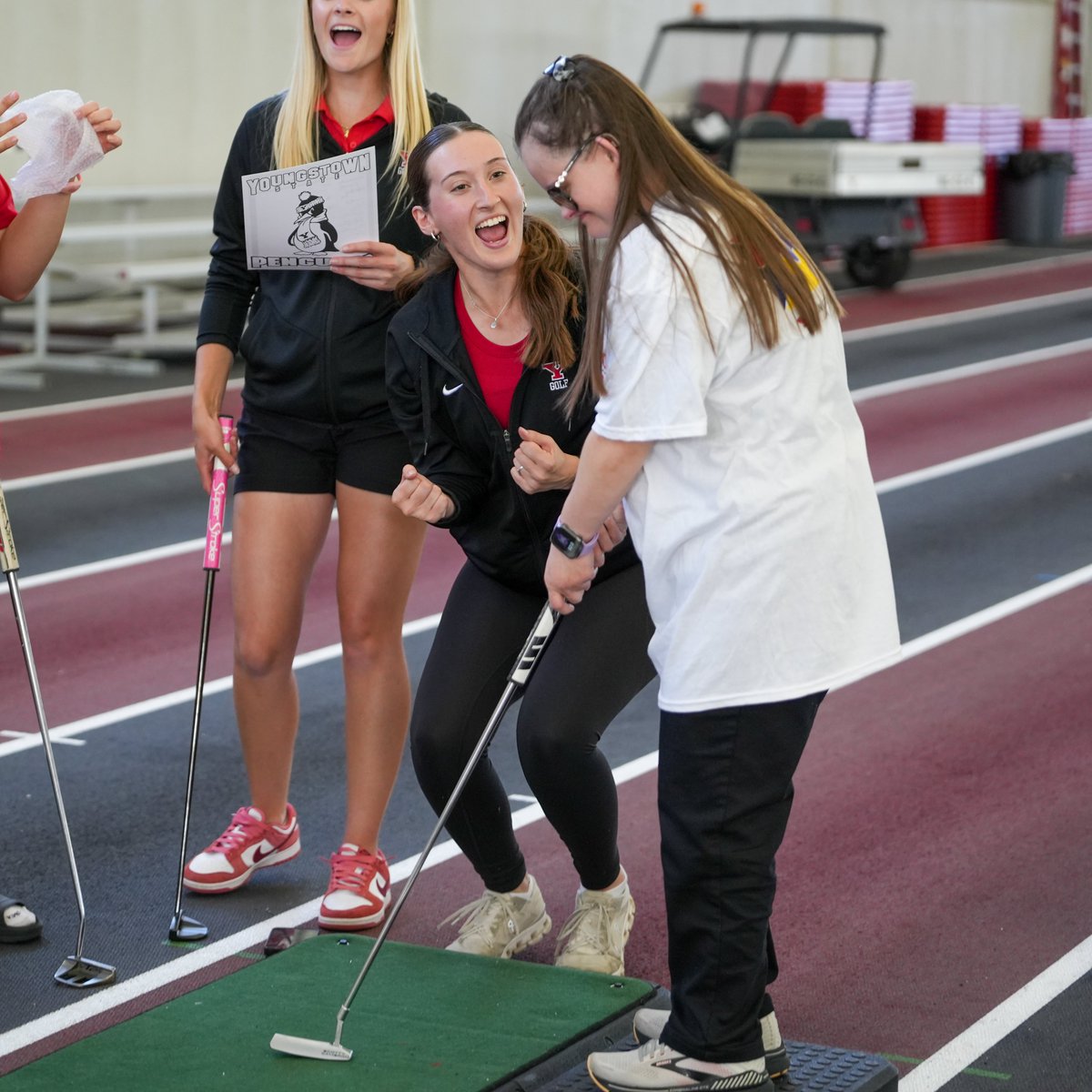 Youngstown State Penguins tweet media