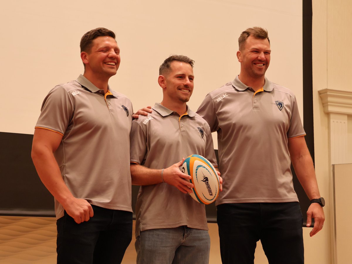 #クボタスピアーズ船橋・東京ベイ
ピーター・ラブスカフニ選手、バーナード・フォーリー選手、デービッド・ブルブリング選手が今季限りでの引退会見。いずれも契約満了を機に引退。
ラピース選手は、W杯２大会を経験。桜戦士として代表主将も務め、日本ラグビーの発展に寄与しました。