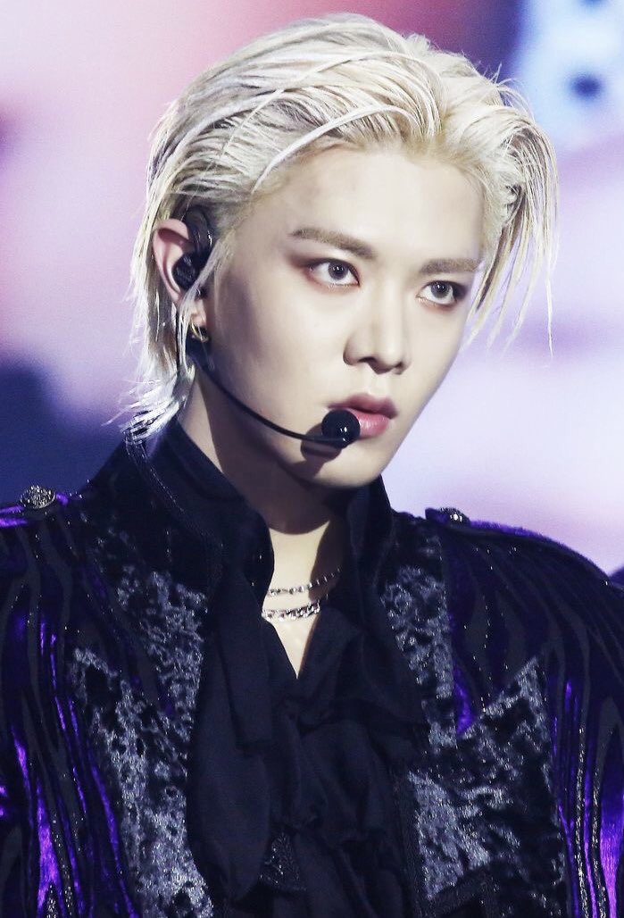 deep_rust28's tweet photo. 2019.12.27
NCT127 KBS Song Festival 

https://t.co/F3L20pQ1n9

https://t.co/97bjqhuKI0

https://t.co/bNLAHrObPF

#NCT127 #YUTA #유타 #中本悠太 https://t.co/LThpXIjfet