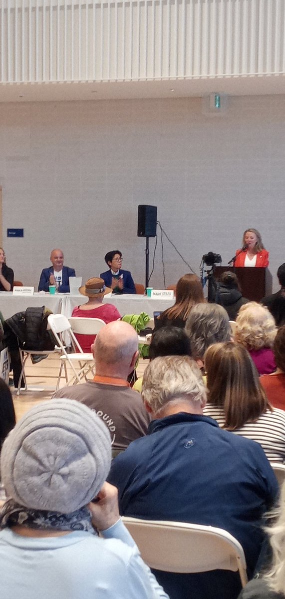 TorontoDann's tweet image. You folks have my full support on this issue.
 I have not heard even a single reason as to why big jets are a good idea in this area of #Toronto. Fullstop.
Cheerz