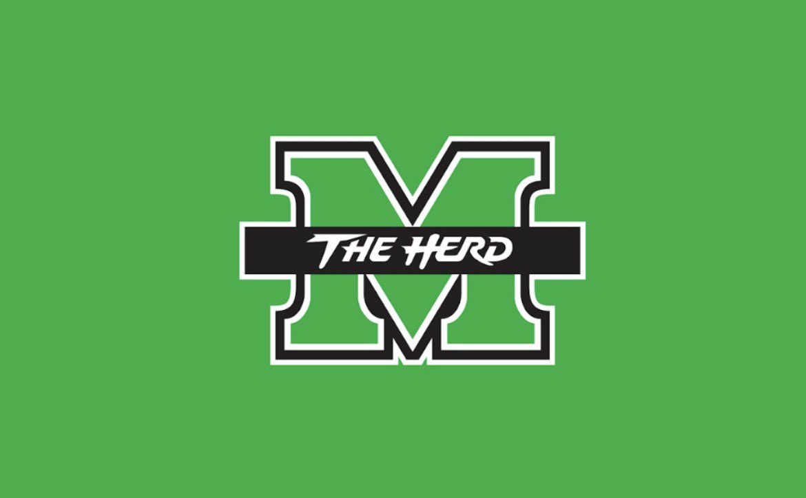 Bennett3Brandon's tweet image. After a great conversation with @RoboLeonard I’m extremely blessed to receive my first division 1 offer from Marshall University!!!! #AGTG  #Godbless 🙏🏾🙏🏾 @Jummers_32 @coachlouc @PA_TodaySports @WPIAL_Insider @MontourFootball