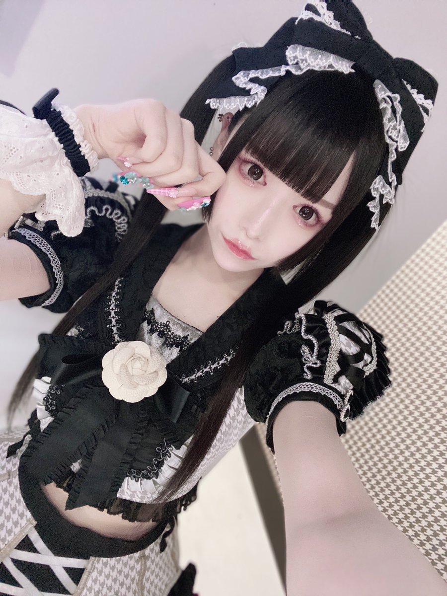 むに♡ tweet media