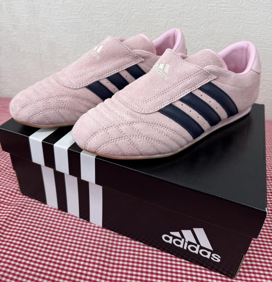 alohamabey's tweet image. #adidas #アルバルク東京 #マイアディダス
ピンク🩷・ネイビーライン
最近買ったお気に入り②