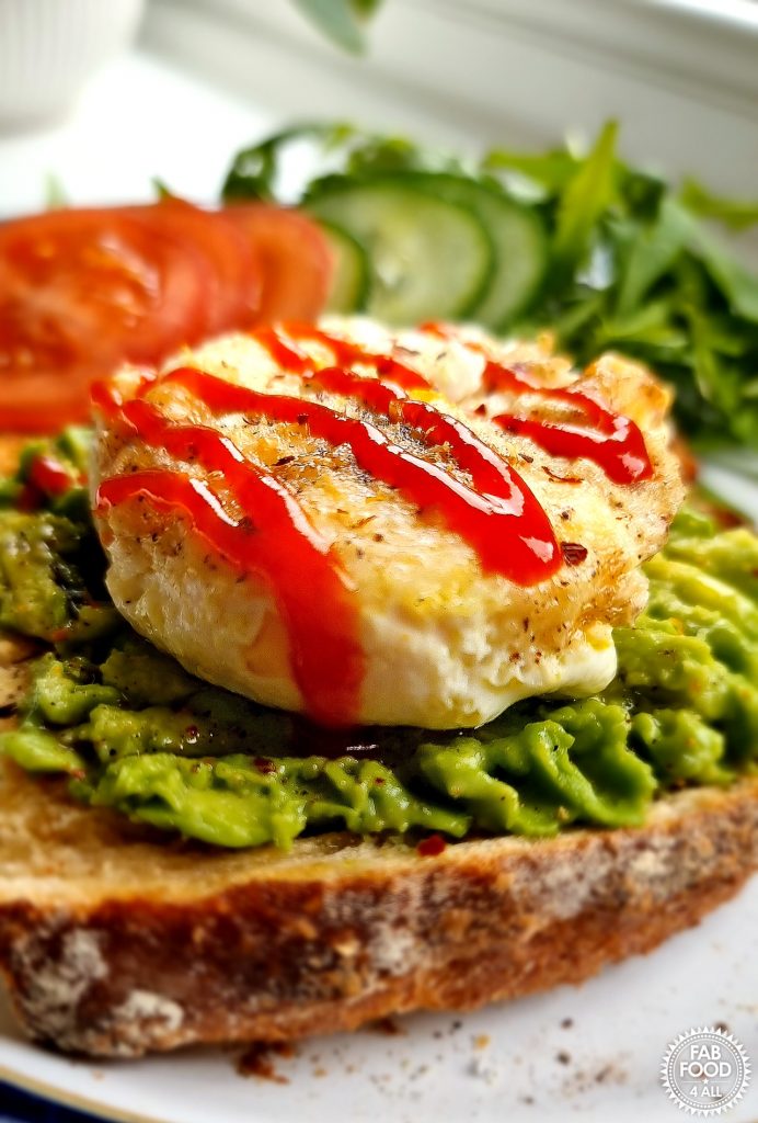 FabFood4All's tweet image. Start your day right with Air Fryer Baked Eggs with Cheese. Healthy, tasty, and ready in minutes! fabfood4all.co.uk/air-fryer-bake…  #HealthyEating #QuickMeals