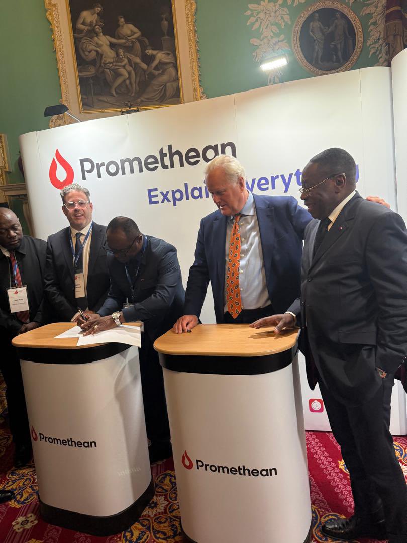FEICOM1's tweet image. From Yaoundé to London, strategy becomes signed reality.
At the Commonwealth Trade &amp;amp; Investment Summit 2026, FEICOM delivered:
5 agreements signed with CWEIC, PROMETHEAN &amp;amp; Regional Councils to scale smart classrooms across Cameroon.
#FEICOM #Commonwealth #DigitalTransformation