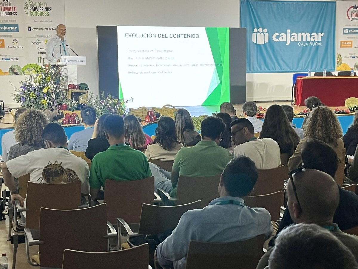 ViagroScience's tweet photo. Comenzamos con Carlos de Liñán de @PTecnoagricola en el #WorldTomatoCongress del Vademécum https://t.co/JNJQ7QEdZE