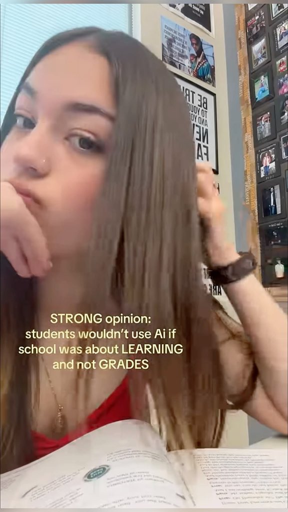 girlsay. tweet media