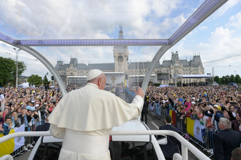 Romanian Embassy to Holy See and SMOM tweet media