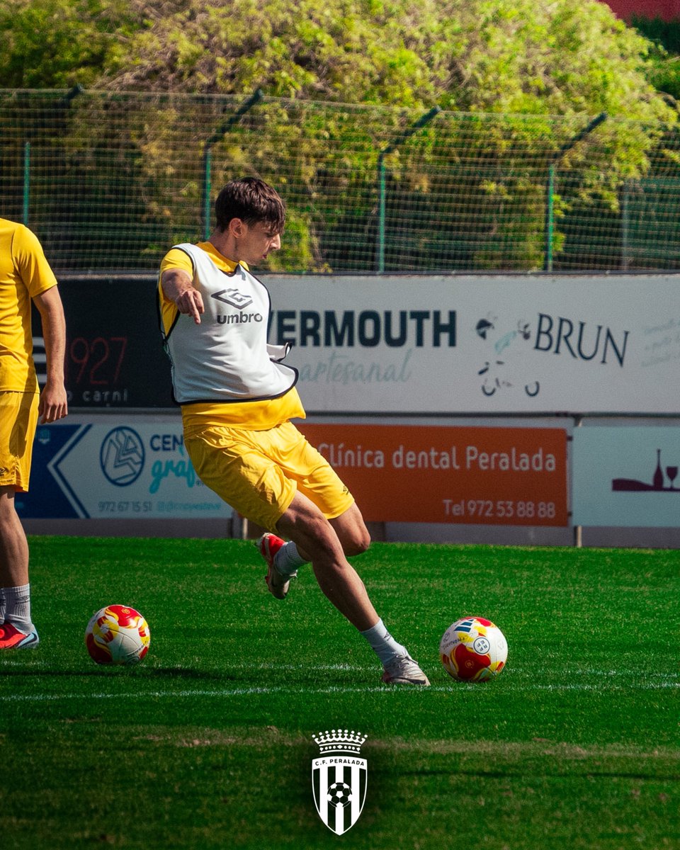 CFPeralada's tweet photo. ð
ðð«ðð©ðð«ððð¬
âïž @cfperalada ð @cfcanvidalet
ð Grà cies: @SemenCardona ð
#3RFEF #ProperPartit #CFPeralada #SomHiPeralada #GameDayIsComing ðâïž https://t.co/j4KIuuR8ZT