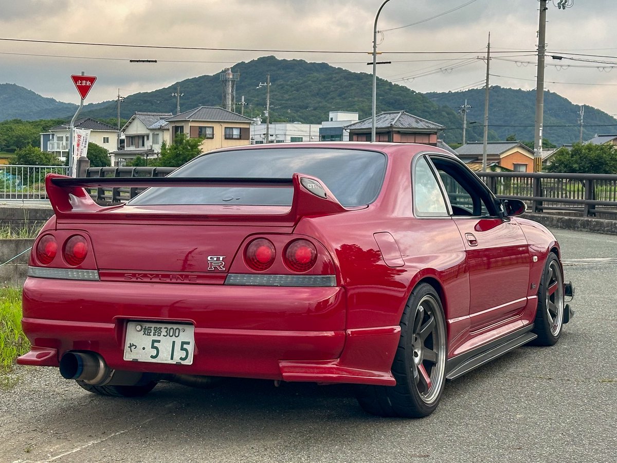 #スカイラインはケツ

🍑