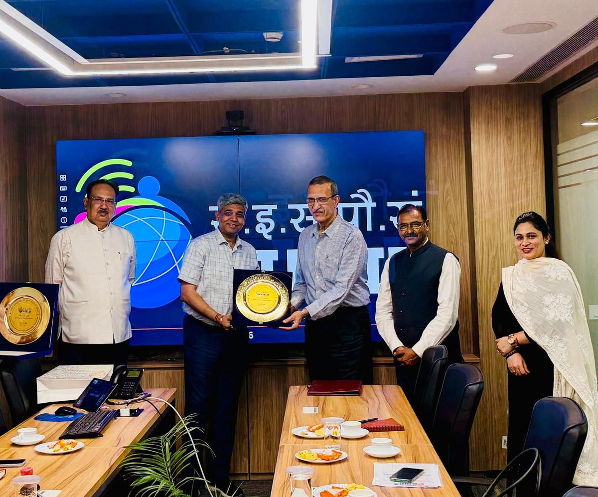 ELCINA_INDIA's tweet image. ELCINA is delighted to enter into a Strategic partnership with NIELIT under a comprehensive MoU to promote Industry engagement and alignment of NIELIT’s courses for #technical #education, #skilldevelopment and training of workforce for #ESDM Industry.

NIELIT is working