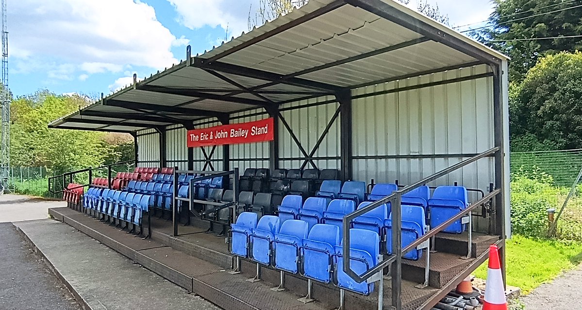 wanderintractor's tweet image. Another season almost over, time to take stock &amp;amp; I have a few decisions to make on where this project goes next. Here's a quick #blog to give you an idea of the options going through my head at the moment for the next chapter...
wanderingtractor.uk/the-next-chapt…
#NonLeague #grassroots