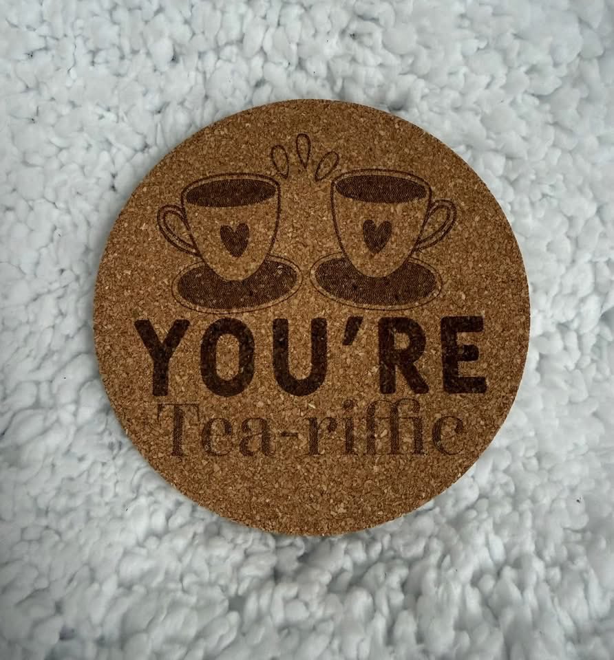 hillscreate's tweet image. ☕✨ Celebrate National Tea Day in style!

Upgrade your tea time with our laser engraved cork coasters 🌿
Eco-friendly, customisable &amp;amp; perfect for every tea lover 🍵

Sip, relax, and enjoy the little details 💛

#NationalTeaDay #TeaTime #EcoFriendly #CorkCoasters