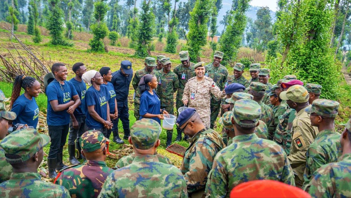 B2RFarms's tweet photo. We were honored to host senior officers from the Rwanda Defence Force Command &amp; Staff College at our Busogo Demo Farm during their National Study Tour. The visit highlighted the link between climate resilience and sustainable development.

 #ConservationAgriculture  #FfF https://t.co/mBCpXCjK0y
