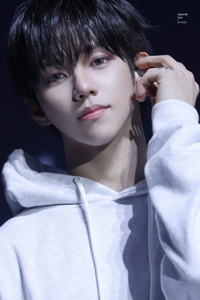 𝕌𝕡𝕠𝕟 𝕥𝕙𝕖 𝕤𝕥𝕒𝕣 💫 tweet media