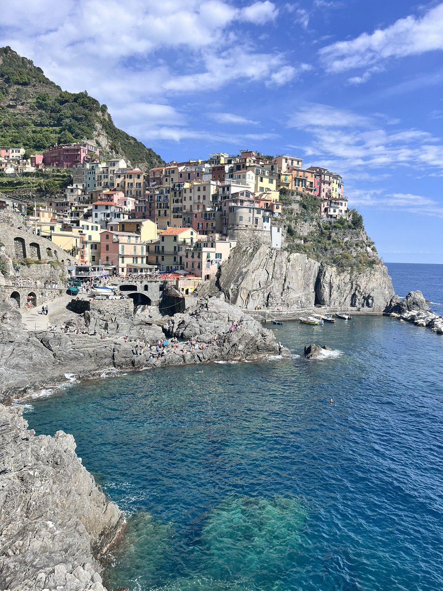Jeka280896's tweet image. Manarola,Italy 🥰
#takemeback