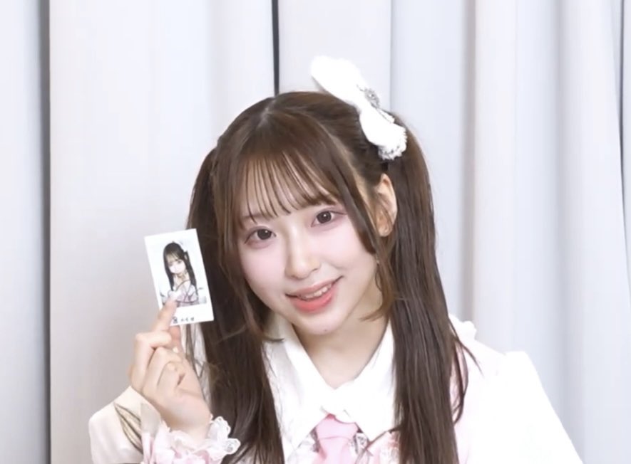paruun_'s tweet photo. #ぱるたんあのね #桜庭遥花 

最初 のオン特 当籤 !! 
ロゼッタ衣装 めっちゃ可愛い 𐔌ᵔ ܸ>⩊<︎︎ ͡ 𐦯
私も 사랑해♡ https://t.co/ZyPPp12Afo