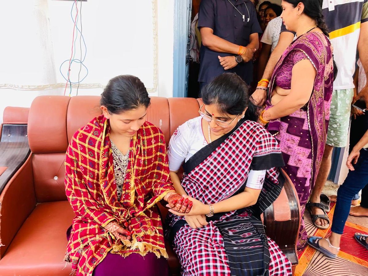 Anupriya Patel tweet media