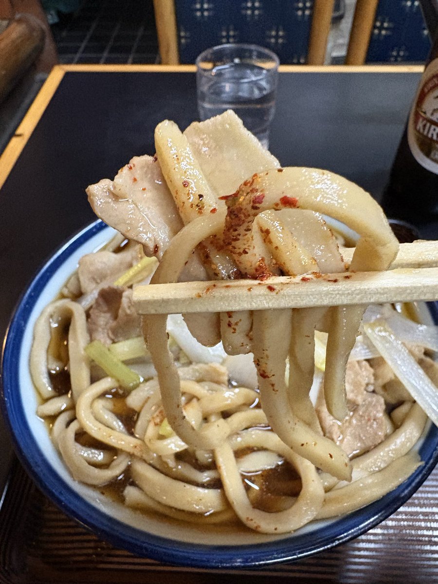 duc026084's tweet photo. 結局、浅草で異文化コミュニケーションを楽しんだ後は、以前からチェックしておった「角萬さん」へ！

これは美味い！

けどお腹いっぱいでもう食えない。次回はもう少し考えて行くっす https://t.co/eUN4m3tJXO