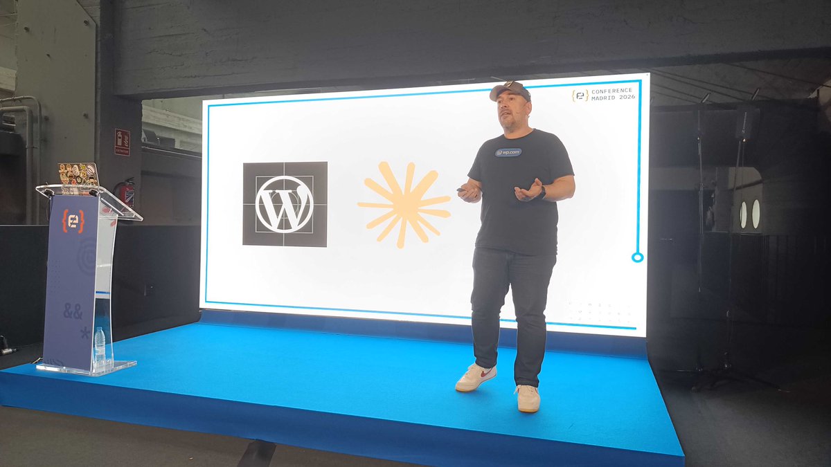 WordPress.com en Español tweet media